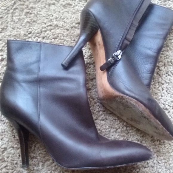 Butter soft leather Via Spiga boots. - Picture 2 of 3